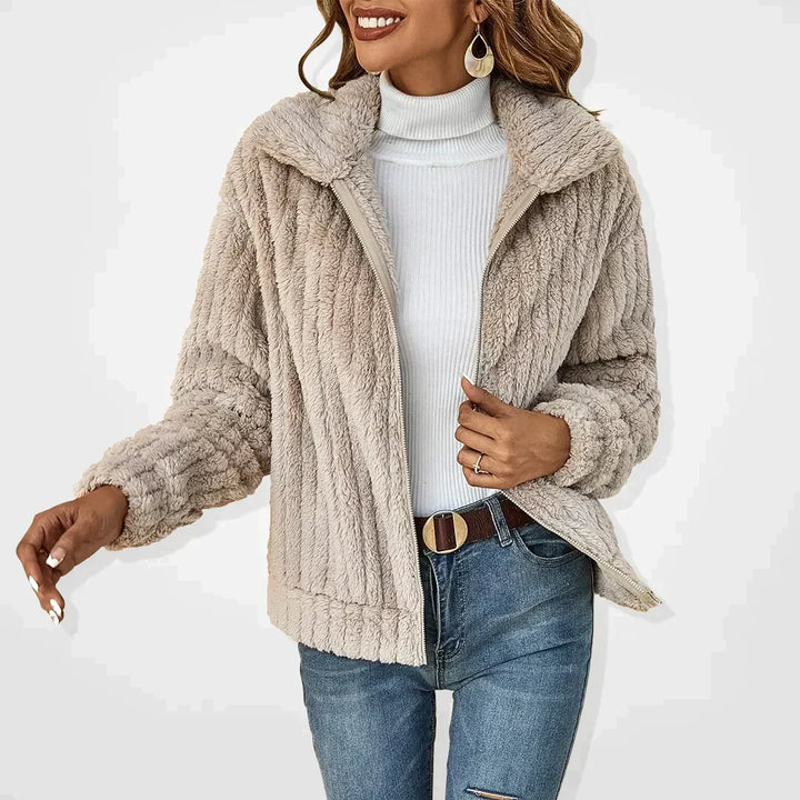 SVEVA™ | CARDIGAN IN PELUCHE ELEGANTE