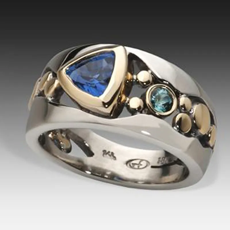 Anello vintage in cristallo blu