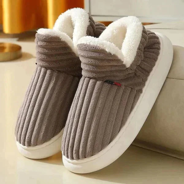 Demano™ Slippers: Calore e Comfort per i Tuoi Piedi